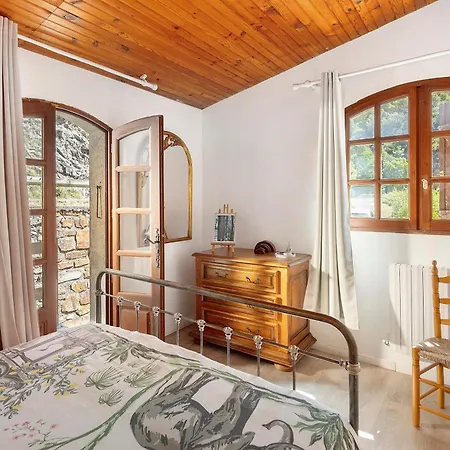 Maison En Cevennes 度假居